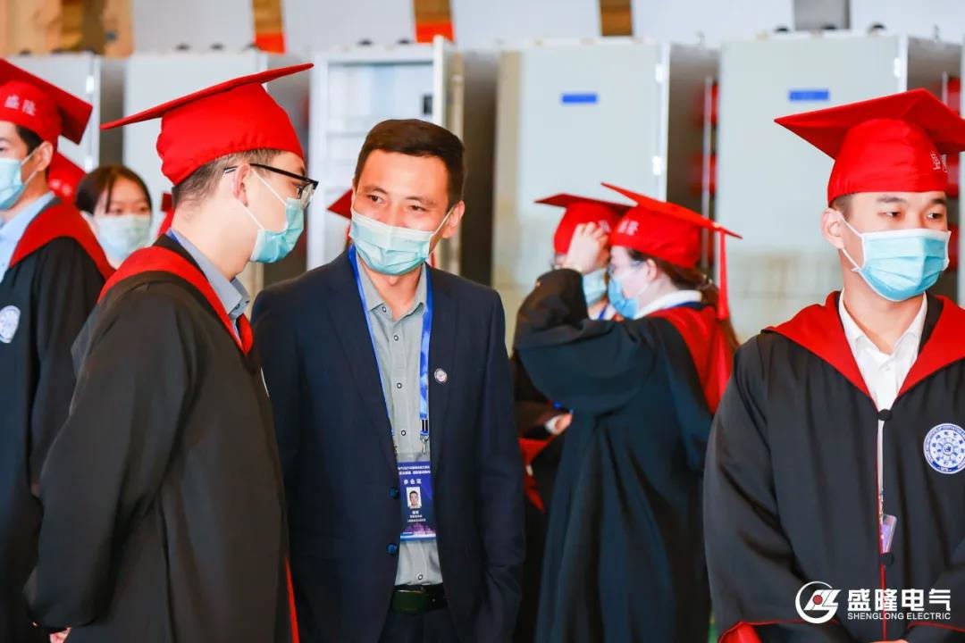 1641864042340606.jpg 11.jpg