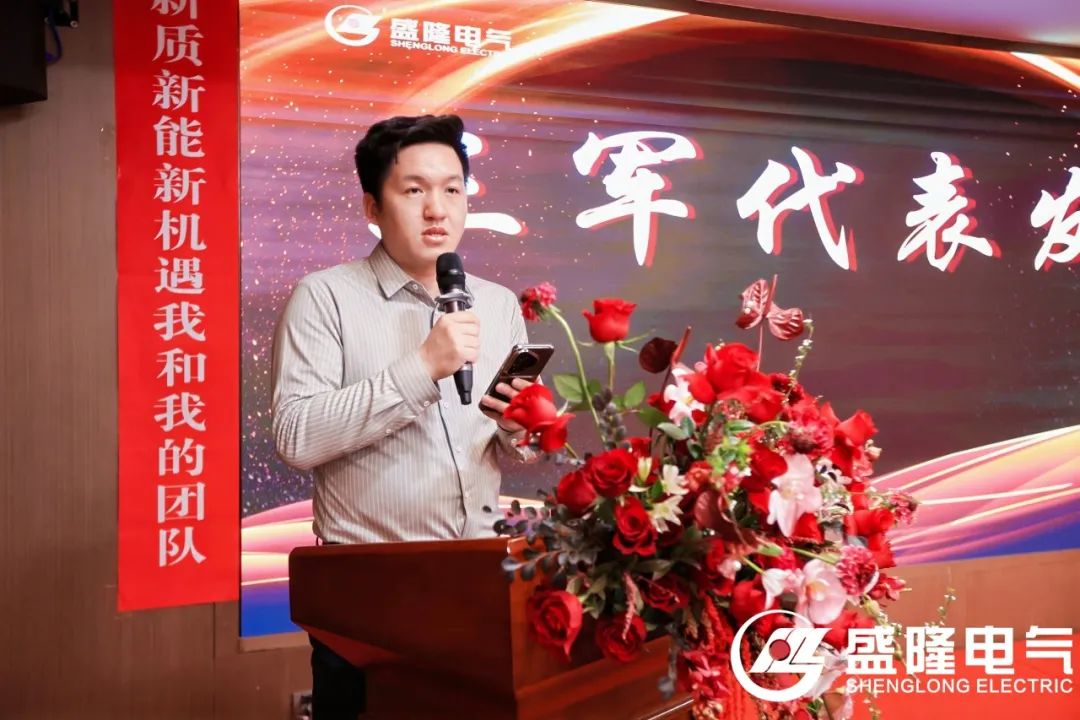 1739759799401527.jpg 640 (10).jpg